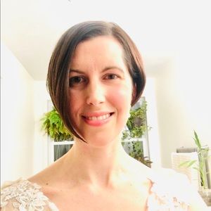 Meet your Posher, Cynthia